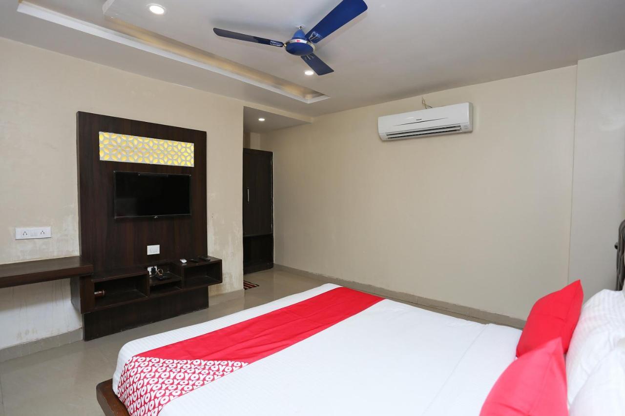 Oyo Flagship 43897 Redstone Hotel Gwalior Exterior photo