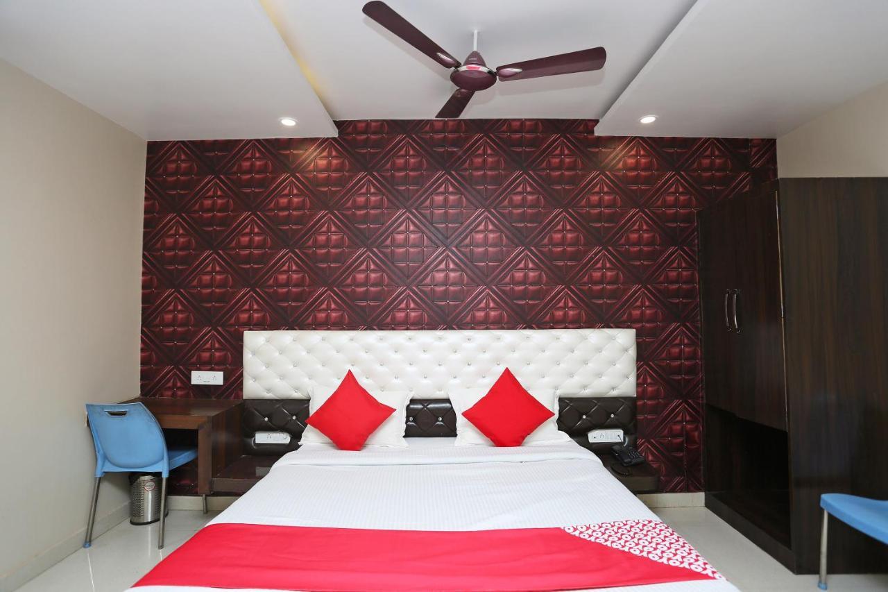 Oyo Flagship 43897 Redstone Hotel Gwalior Exterior photo